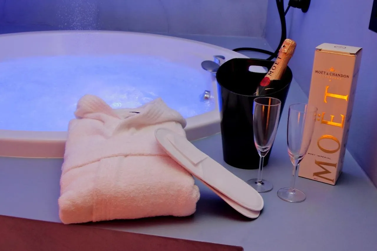 Luxury Spa Apartment Roma 0*,  Italia