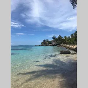 Le Lagon Bleu , Sainte-Anne (Grande-Terre) Guadeloupe